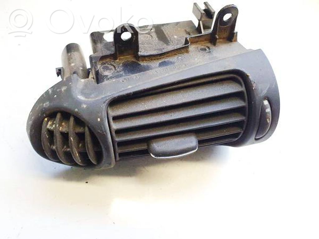 Mercedes-Benz C W203 Grilă ventilație centrală 