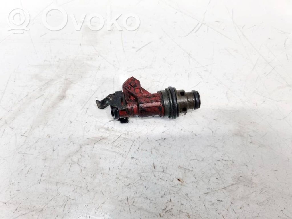 Saab 9-5 Polttoainesuutin 