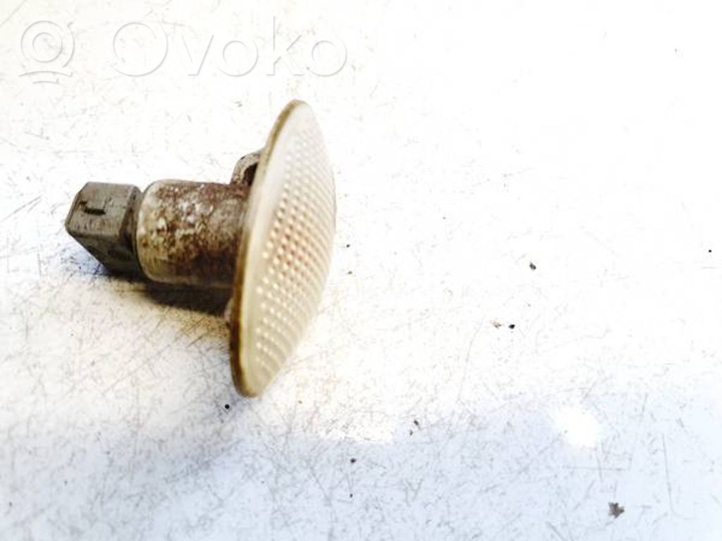 Etupuskurin suuntavilkku   6C1113K354AA,6C1113K354AA