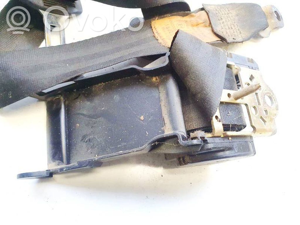 Volkswagen Golf III Cinturón trasero 