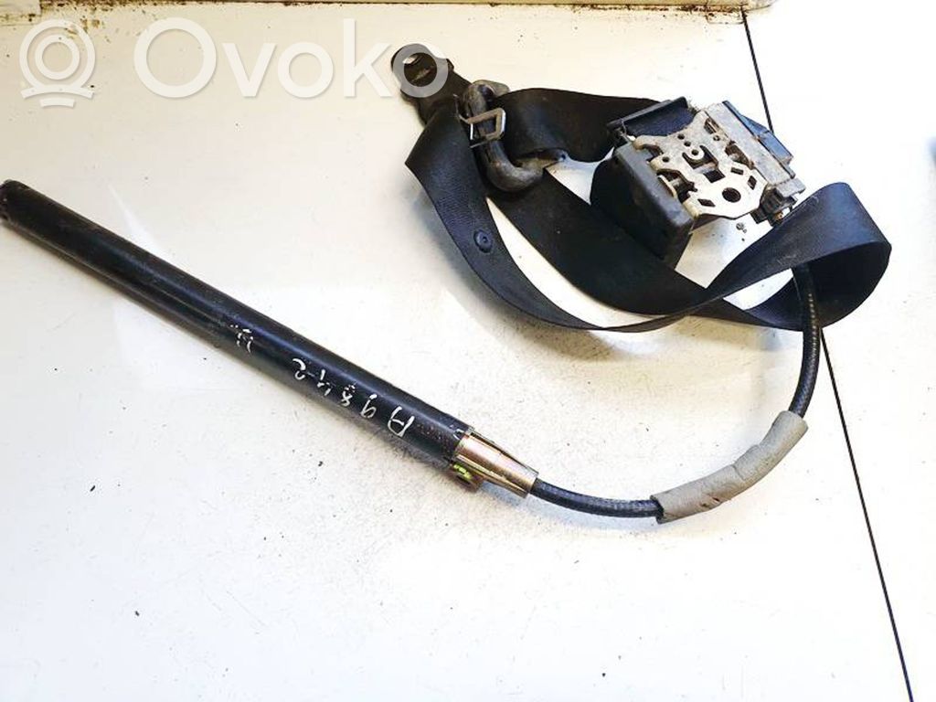 Volkswagen PASSAT B4 Cinturón delantero 