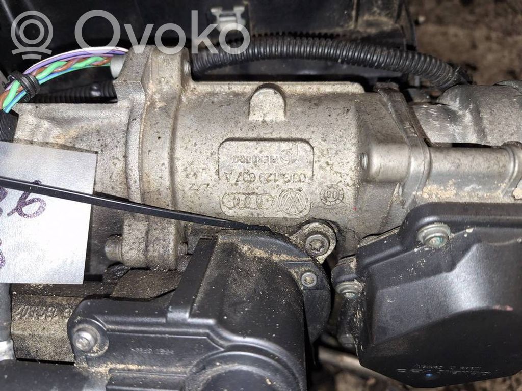 Válvula EGR   03G129637A,03G129637A