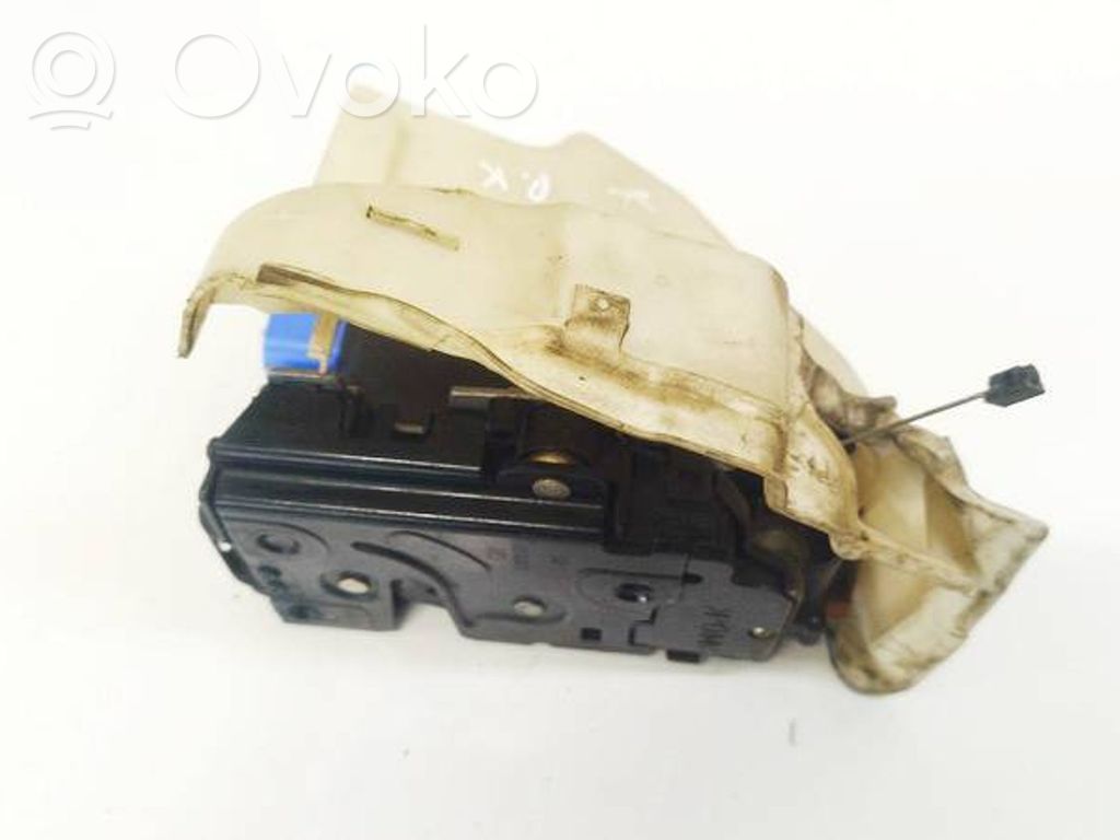 Volkswagen Golf V Serratura portiera anteriore