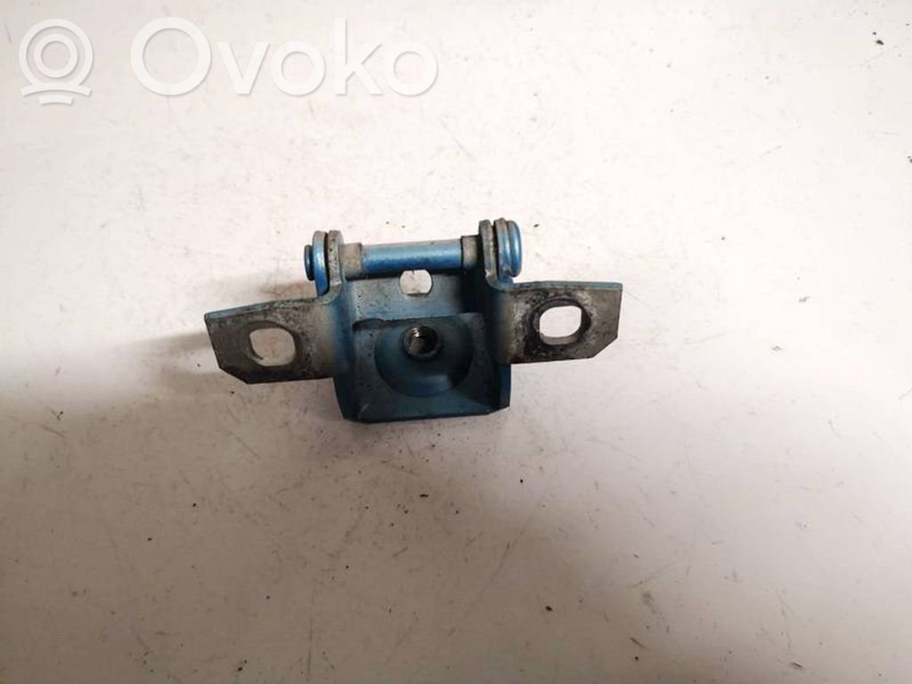 Tailgate/trunk/boot hinge   C442,C442