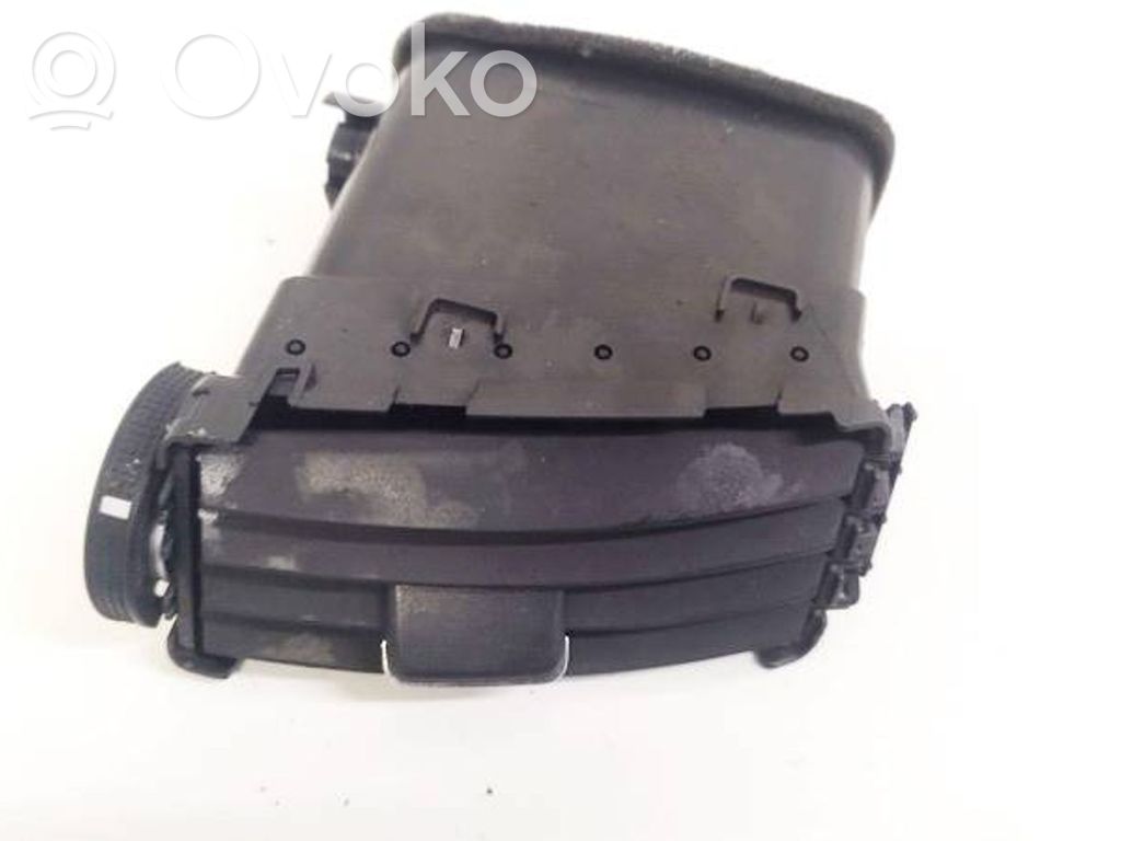 Toyota Corolla Verso AR10 Griglia di ventilazione centrale cruscotto