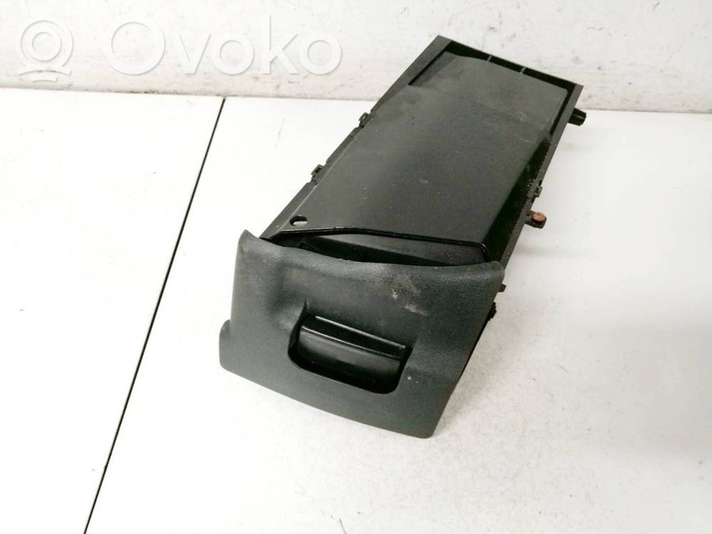 Audi A6 S6 C5 4B Guantera 