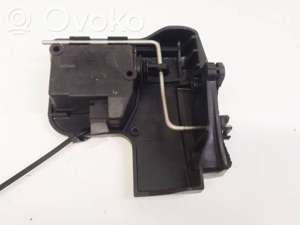 Volvo S40, V40 Motor de bloqueo de puertas