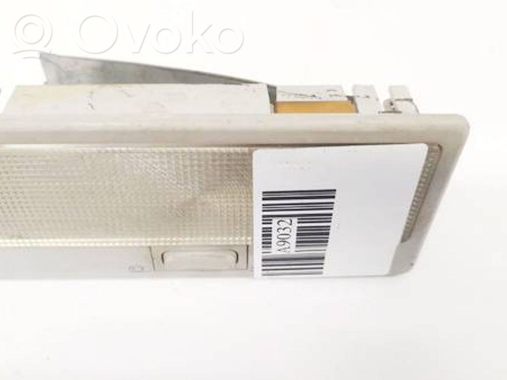 Etuistuimen valo   357947111,357947111