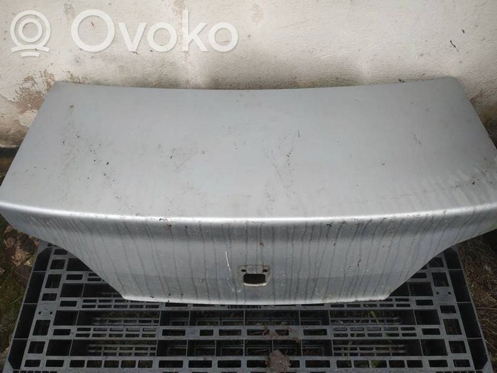 Peugeot 406 Takaluukun/tavaratilan kansi