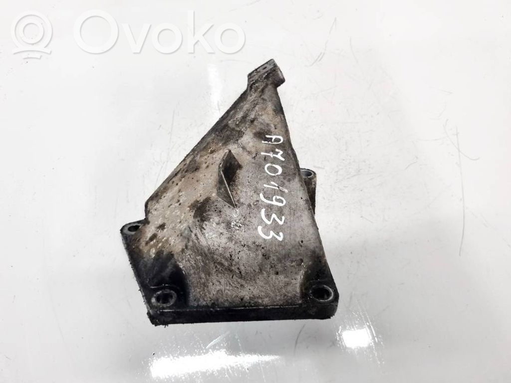 Engine mounting bracket   4B0199307F,4B0199307F