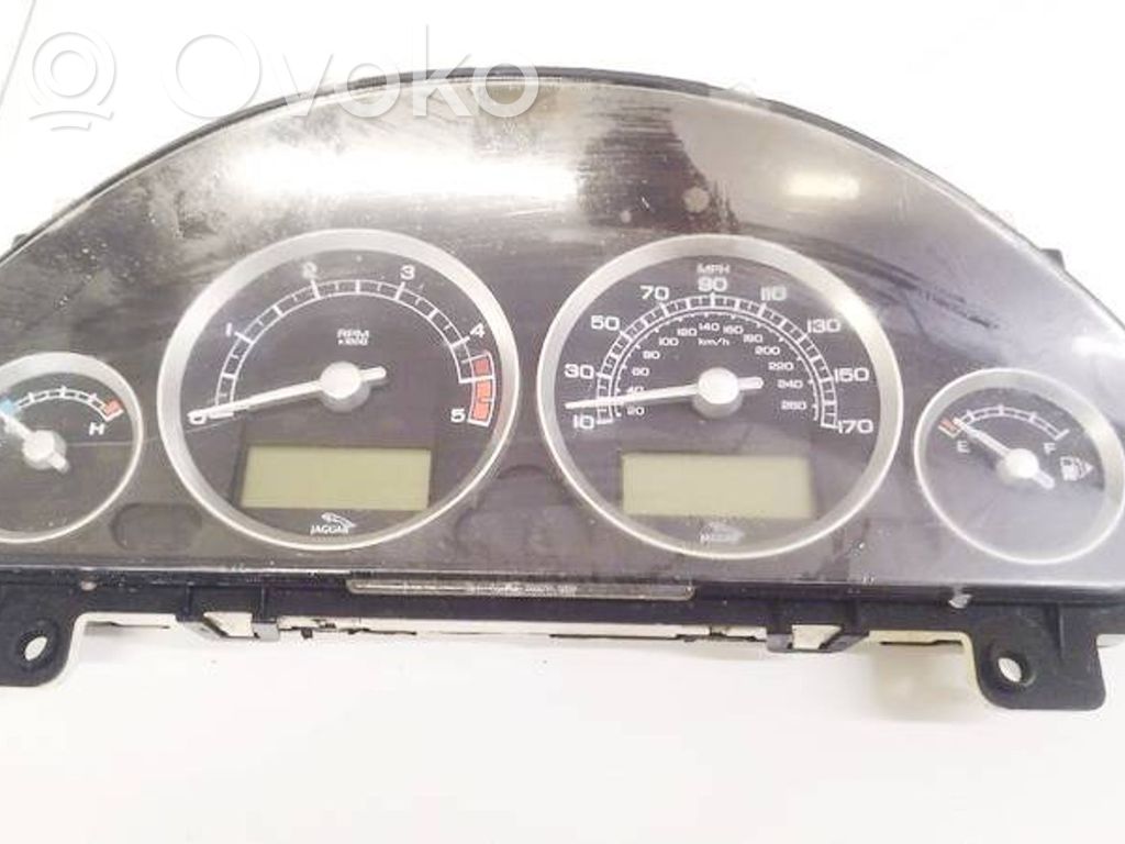 Nopeusmittari (mittaristo)   4R8F10841A,44ZU304,44ZU304,4R8F10841A