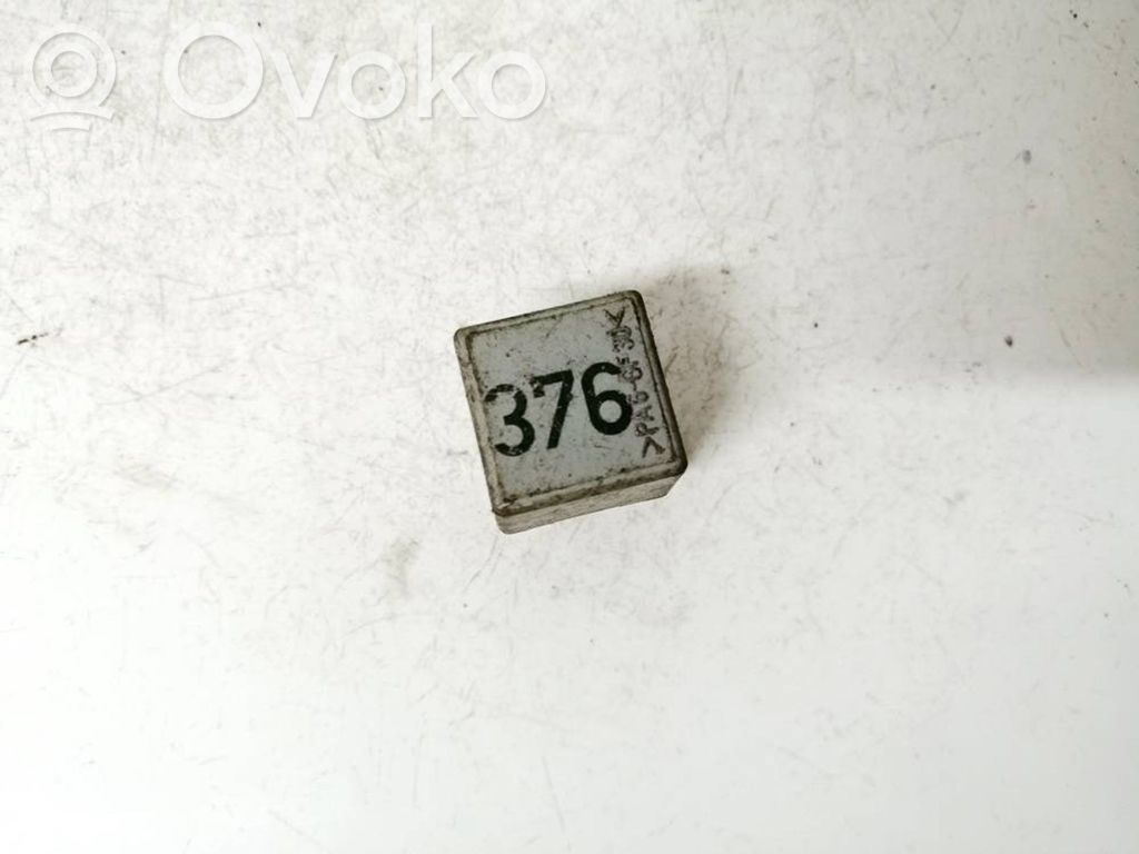 Audi A4 S4 B5 8D Otros relés 