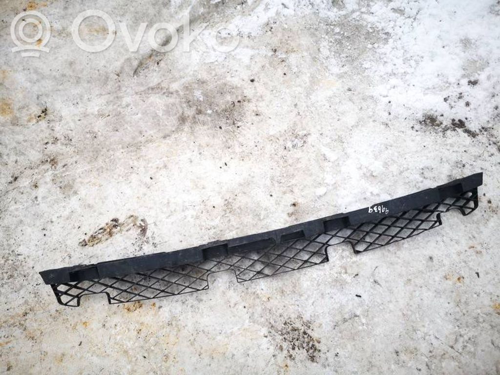 Volkswagen PASSAT B7 Staffa di rinforzo montaggio del paraurti posteriore 