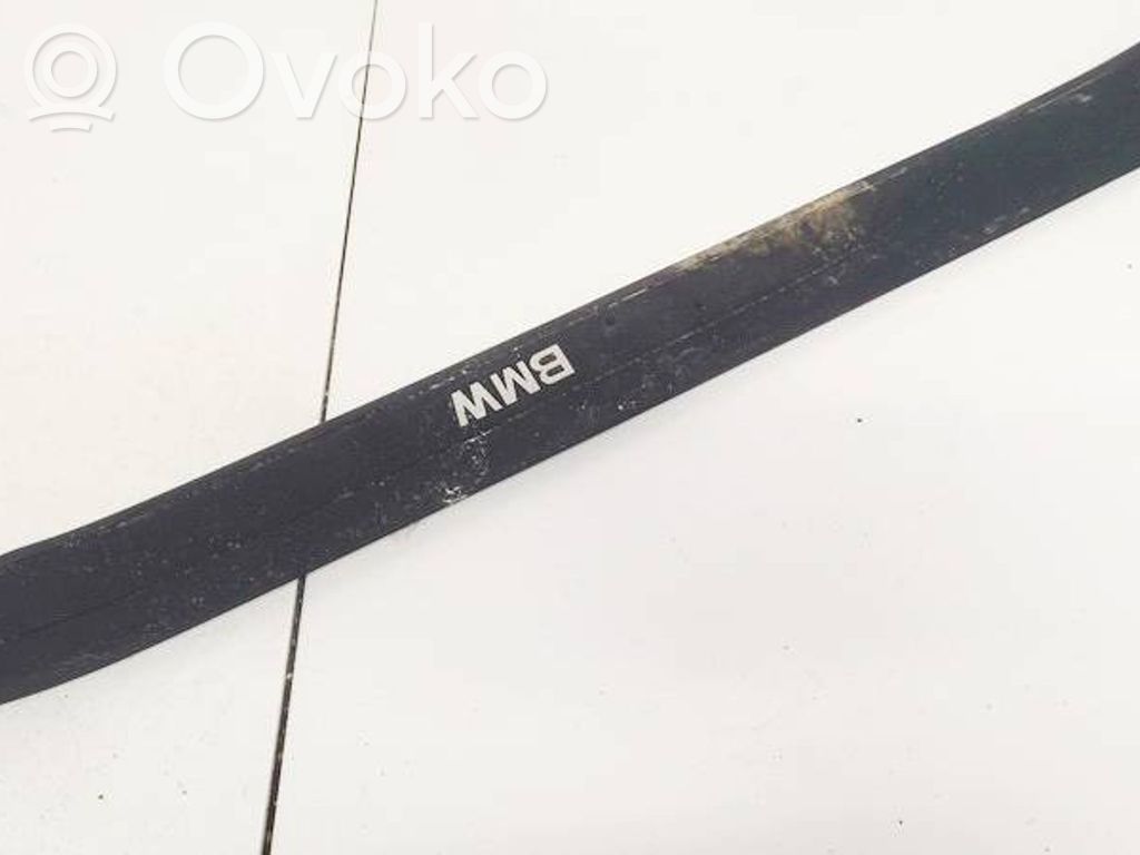 BMW 3 E90 E91 Garniture marche-pieds avant 