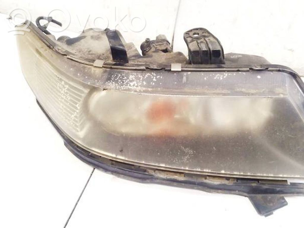 Honda Accord Lampa przednia 