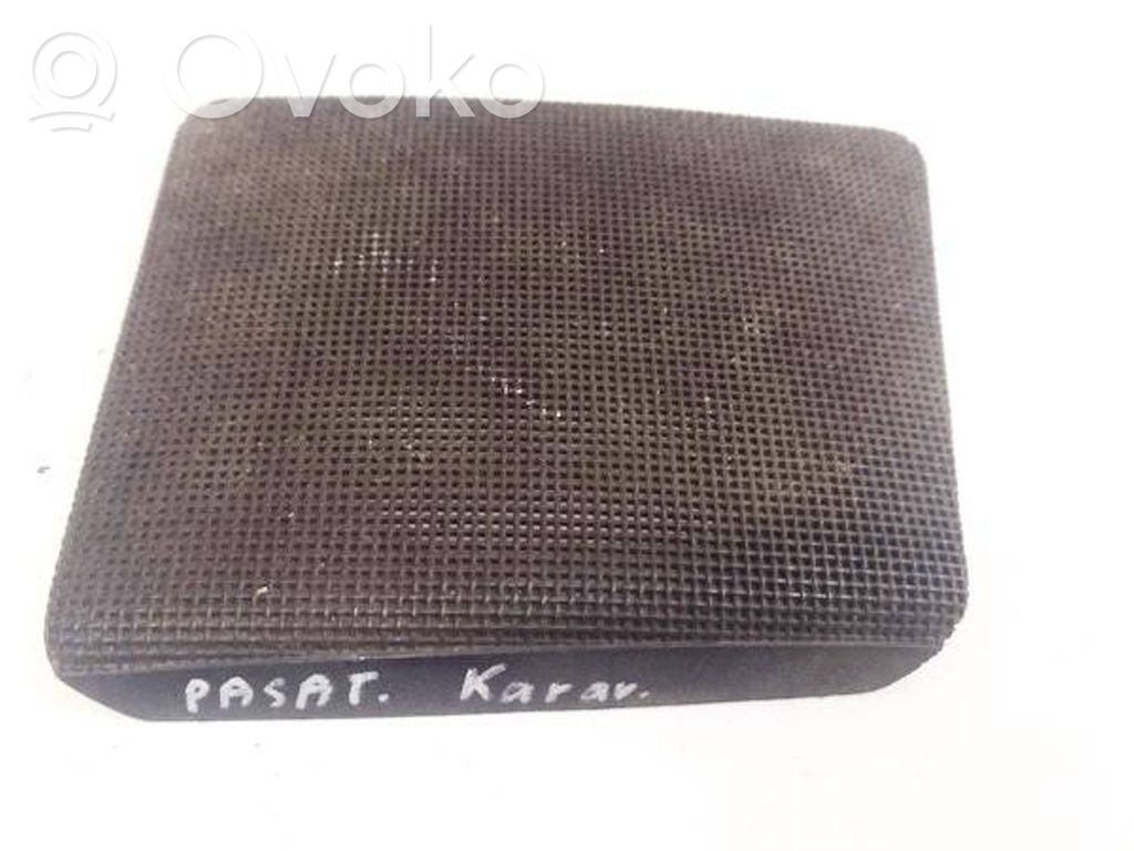 Volkswagen PASSAT B3 Moldura protectora del altavoz lateral