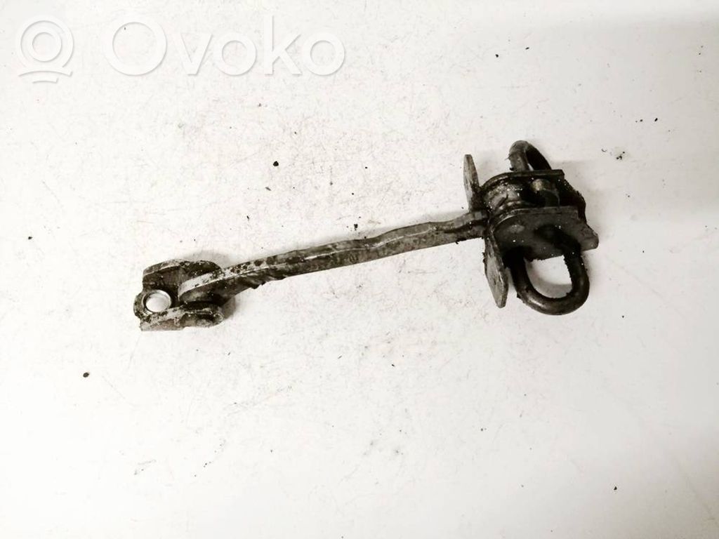 Opel Corsa C Etuoven pidätin 