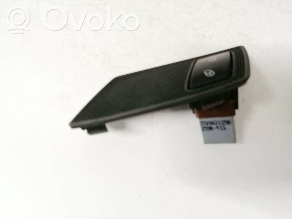 Skoda Superb B6 (3T) Buton comutator închidere centralizată 