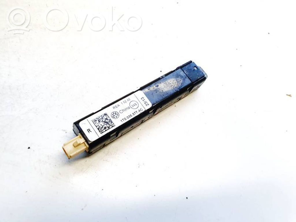 Volkswagen Touran II Centralina antenna