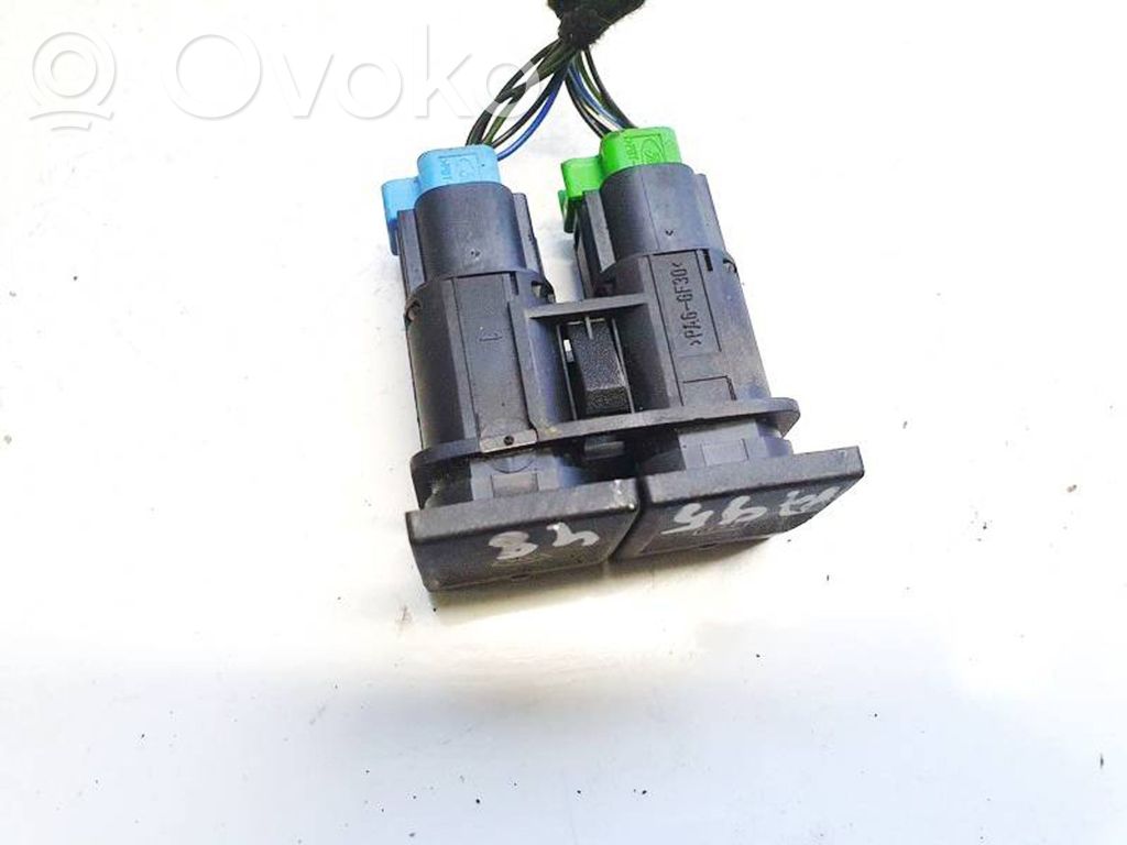 Ford Mondeo Mk III Interruttore parabrezza/alzacristalli