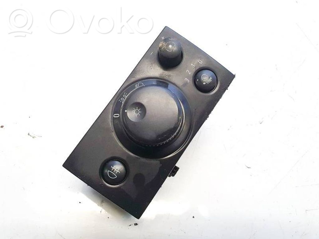Opel Vectra C Light switch 