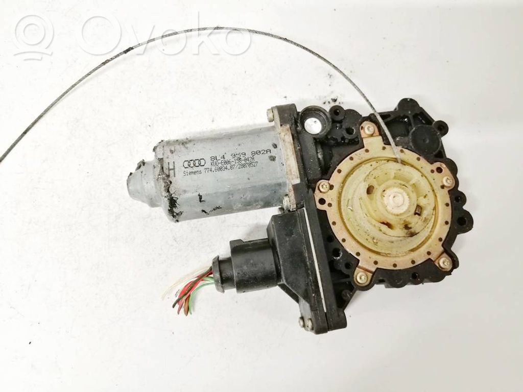 Audi A3 S3 8L Silniczek podnoszenia szyby drzwi tylnych 