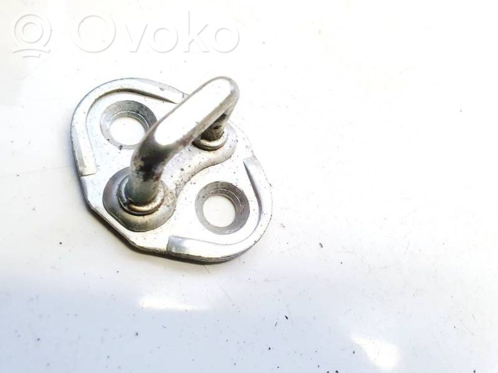 Rear door lock loop/hook striker   7K08,7K08