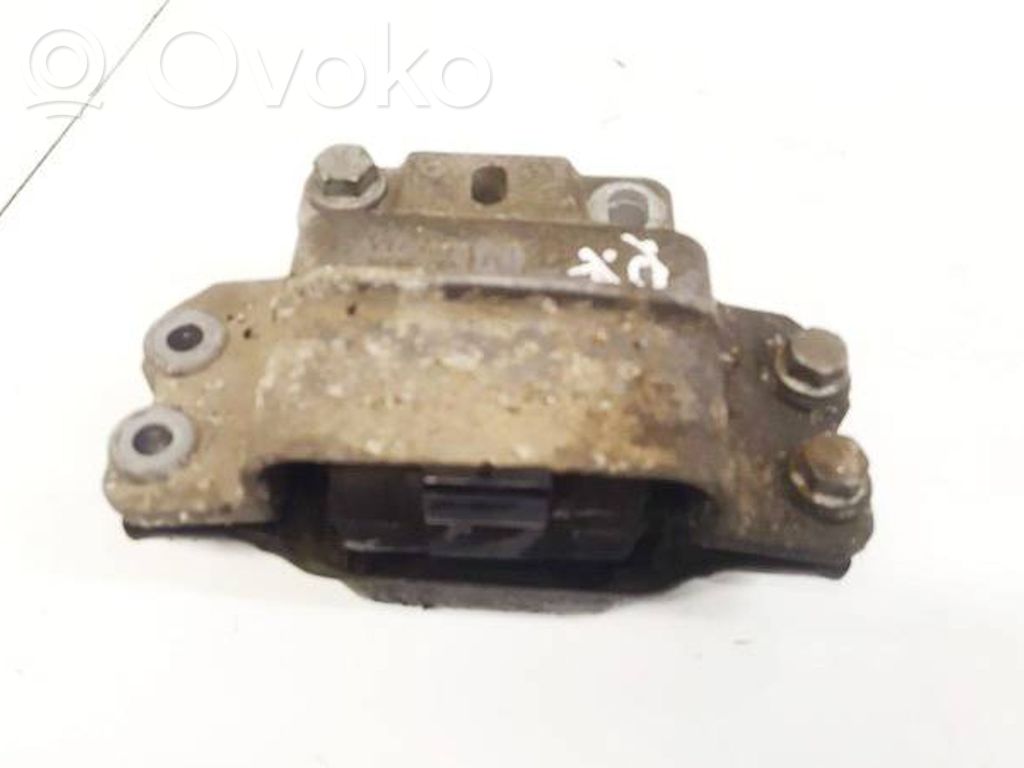 Skoda Octavia Mk2 (1Z) Supporto di montaggio del motore 