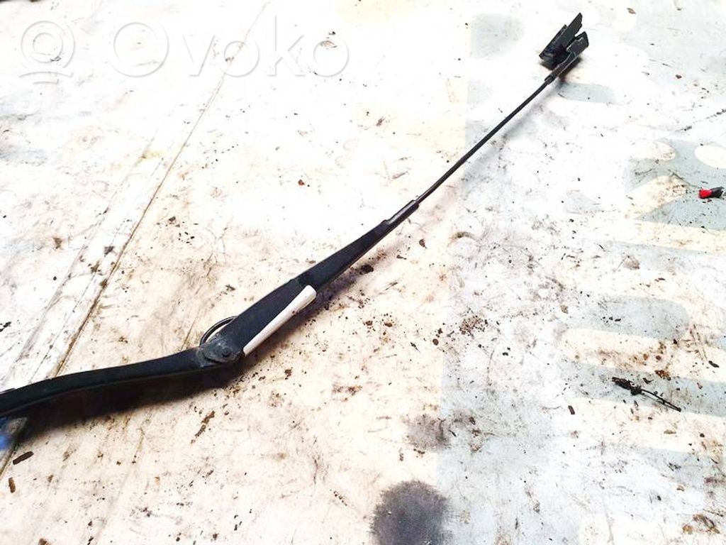 Ford Mondeo MK IV Braccio della spazzola tergicristallo anteriore 