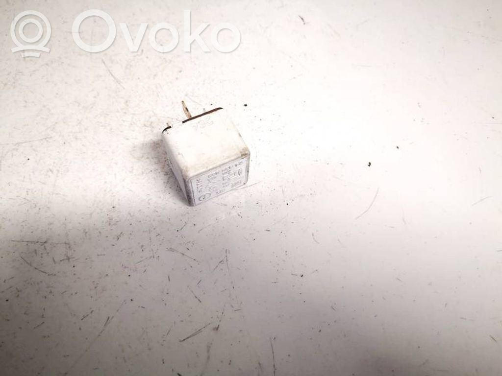 Altri relè   2438885,2438885