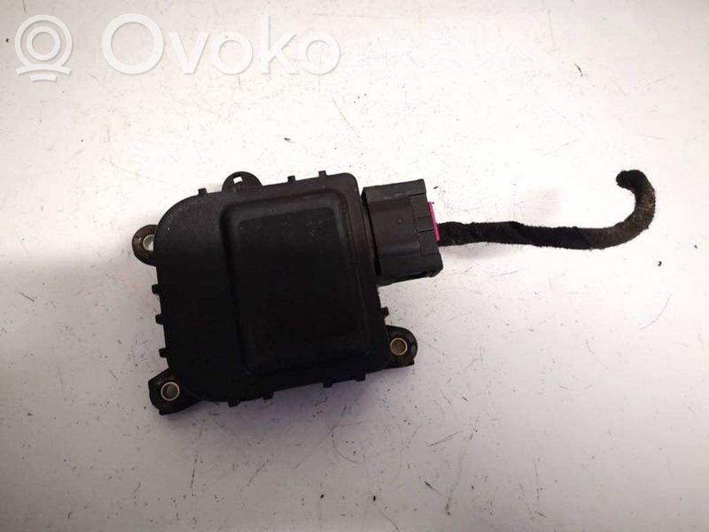 Motor/actuator clapetă aer   8D1820511B,0132801149,0132801149,8D1820511B