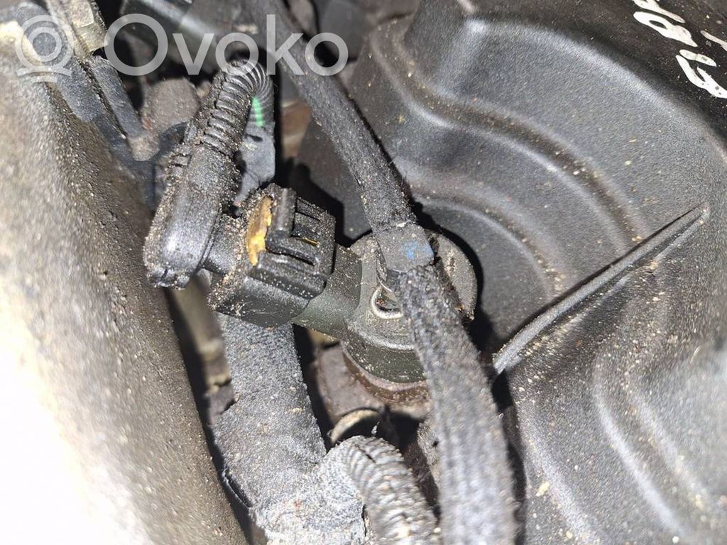 Opel Zafira B Injector combustibil 