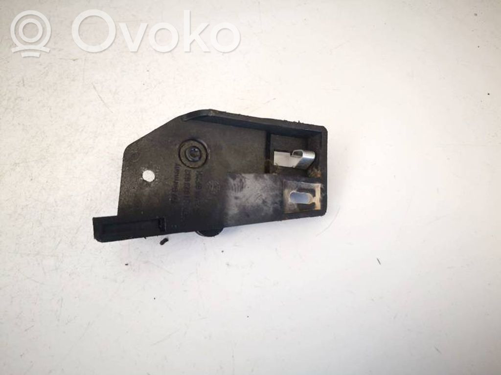 Volkswagen Bora Maniglia di rilascio del vano motore (cofano)