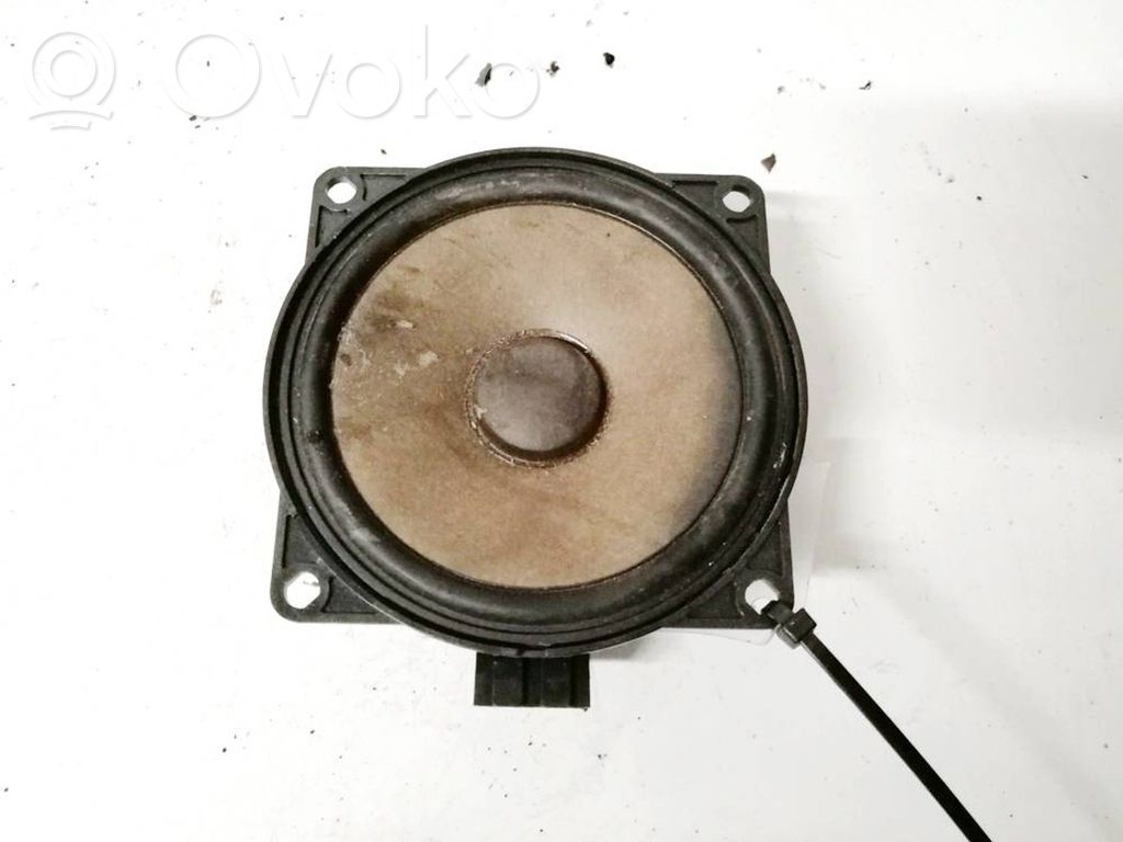 Volkswagen Golf V Difuzor ușă față 