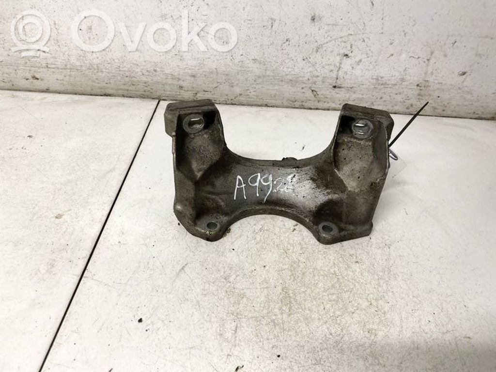 BMW 5 E60 E61 Engine mounting bracket 