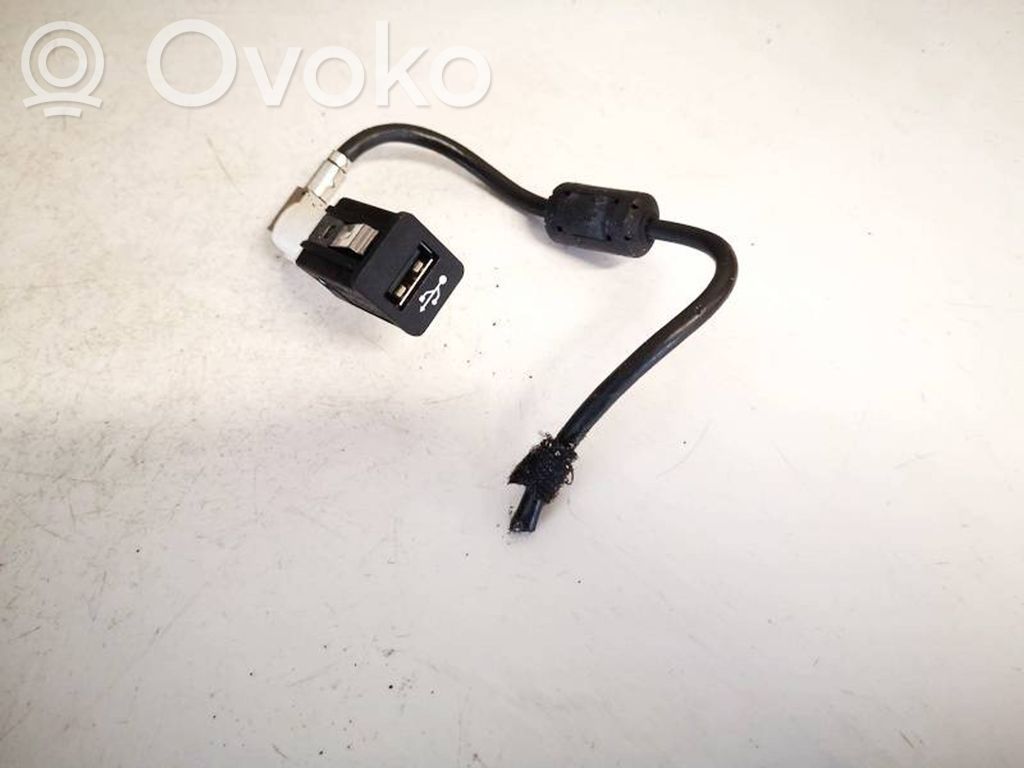 BMW 5 GT F07 Enchufe conector USB 