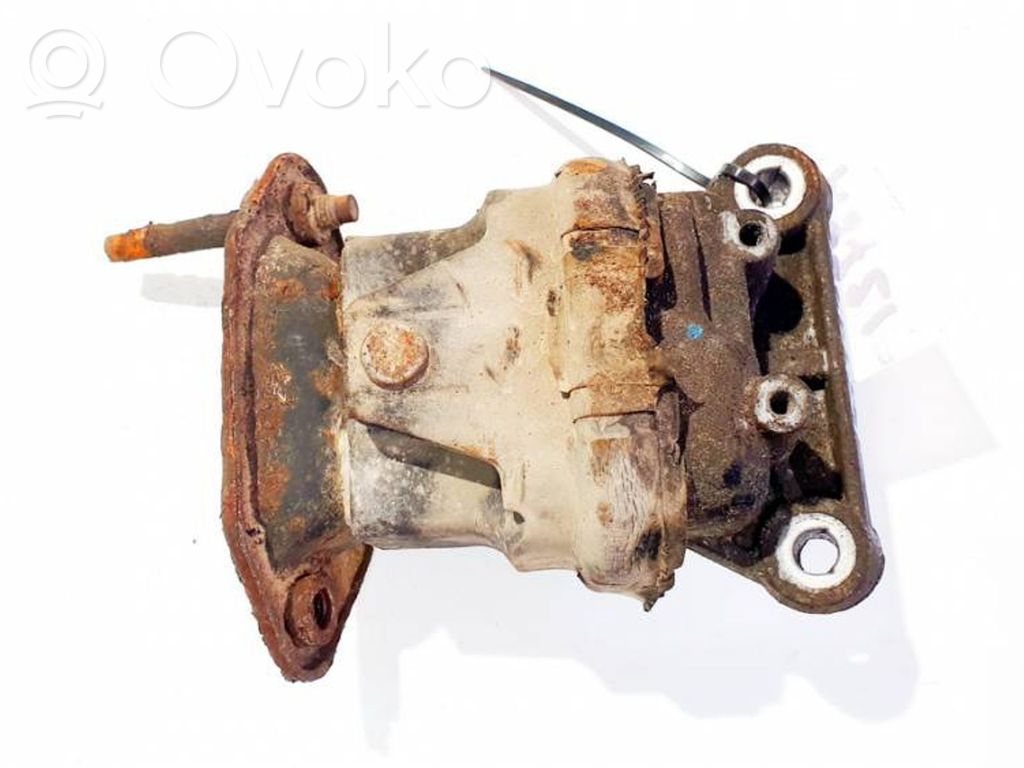 Chrysler 300 - 300C Engine mount bracket 