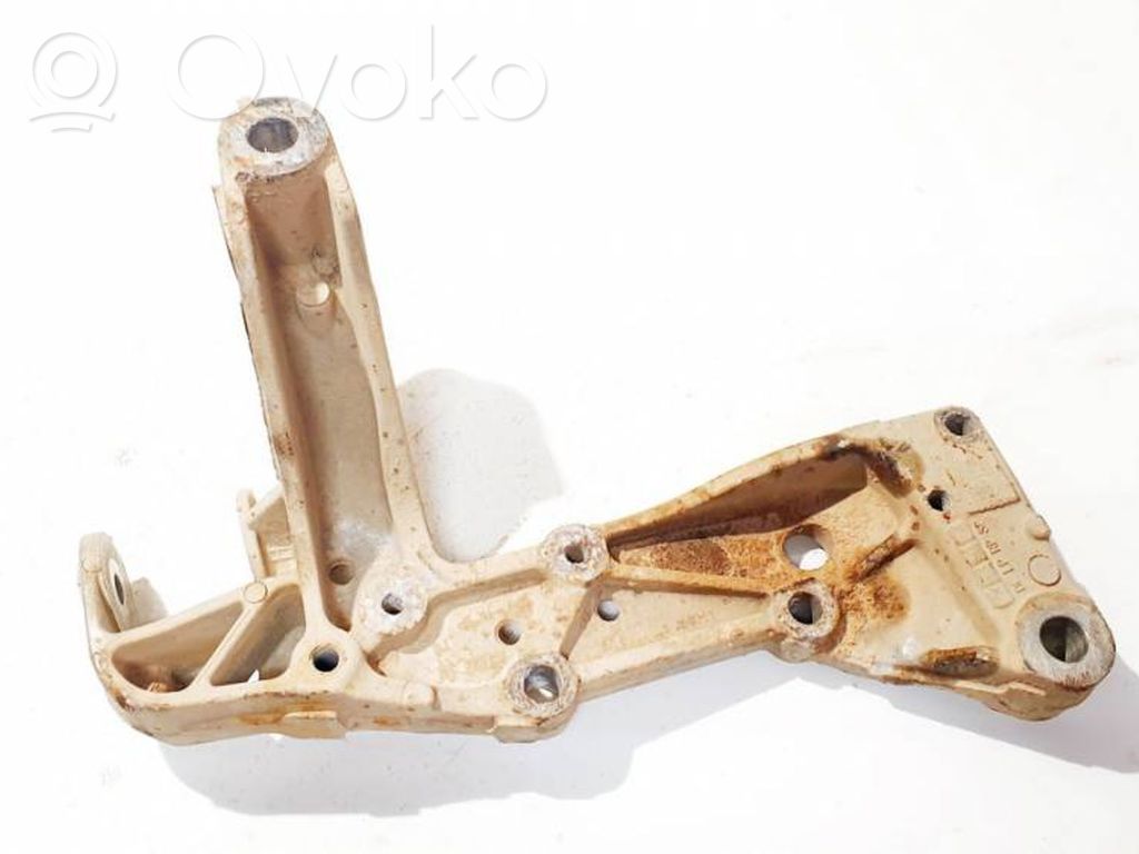 Querlenker Achsschenkel vorne   1K0199296F,1K0199296F