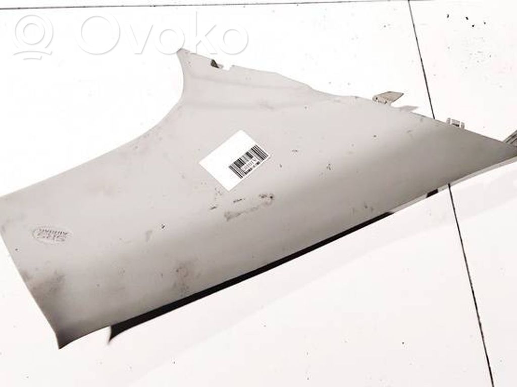 Mitsubishi Lancer X Kita salono detalė 