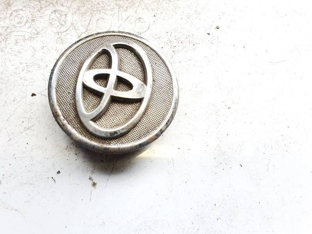Toyota Corolla Verso AR10 Original wheel cap 