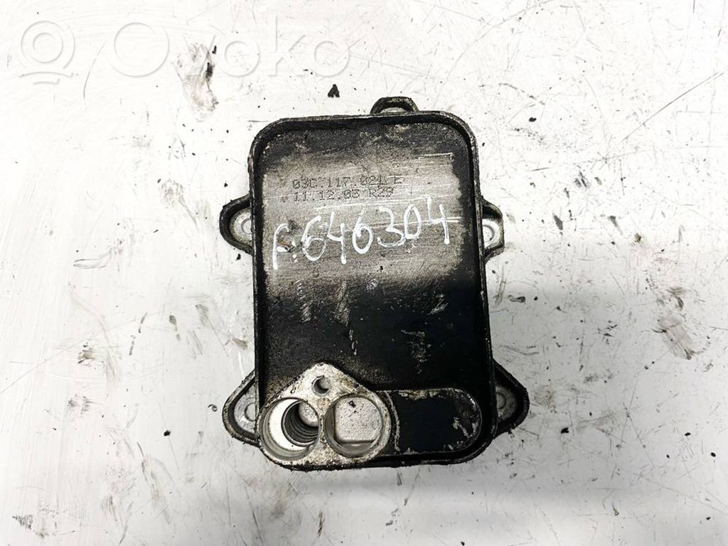 Volkswagen Golf V Radiator ulei motor