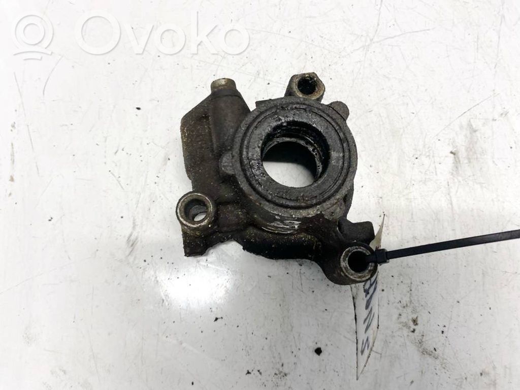 Citroen C3 Picasso Engine mounting bracket 