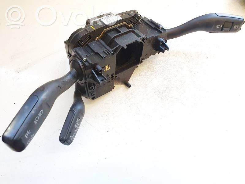 Audi A6 S6 C6 4F Leva/interruttore dell’indicatore di direzione e tergicristallo 