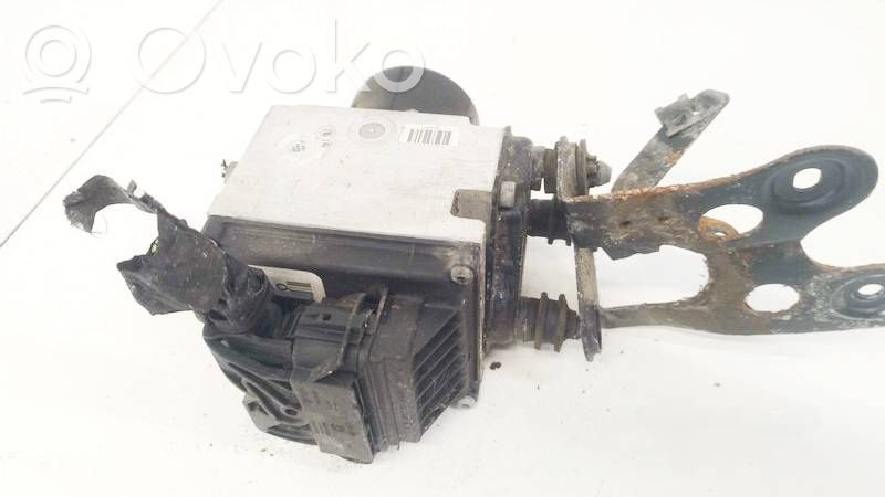 Volkswagen PASSAT B6 Pompa ABS 