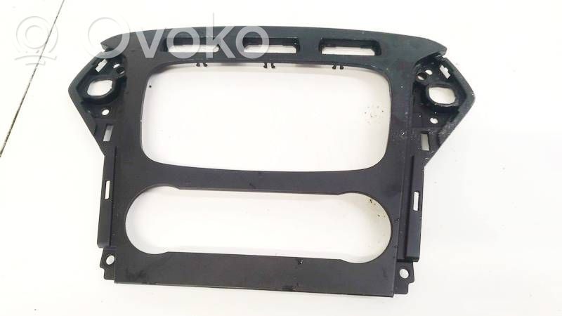 Ford Mondeo MK IV Otros repuestos del interior 