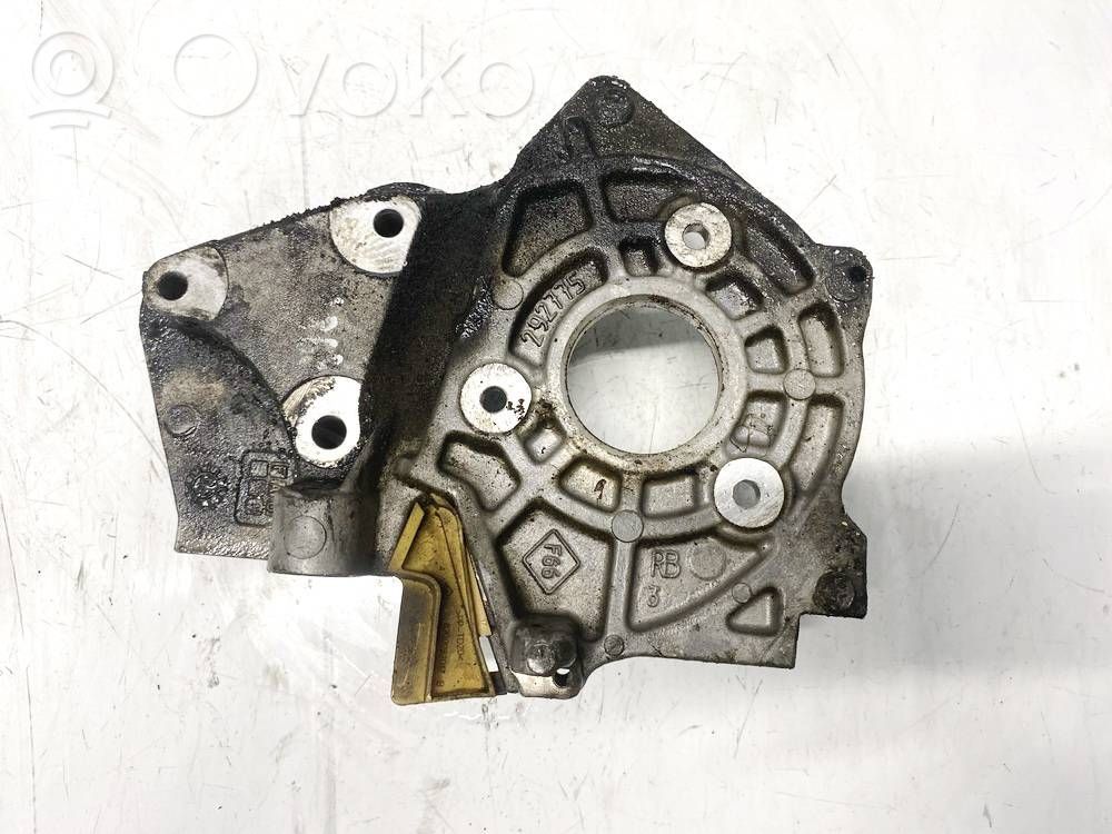 Opel Vectra C Engine mounting bracket 