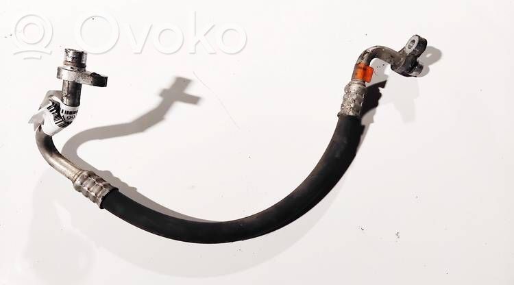 Nissan Note (E11) Ilmastointilaitteen putki (A/C) 