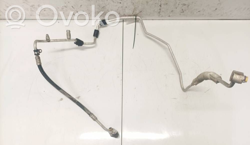 Ilmastointilaitteen putki (A/C)   3C0820741A,3C0820741A
