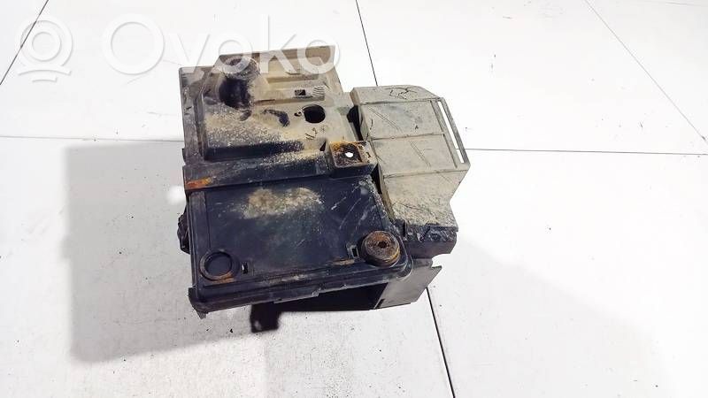 Ford C-MAX I Vassoio scatola della batteria