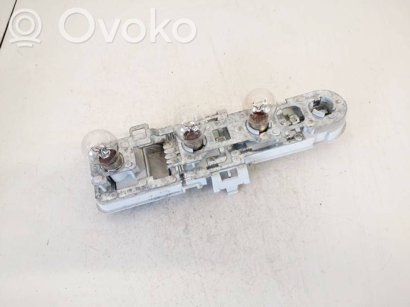 Glühbirnenhalter Heckleuchte   8D9945257,8D9945257